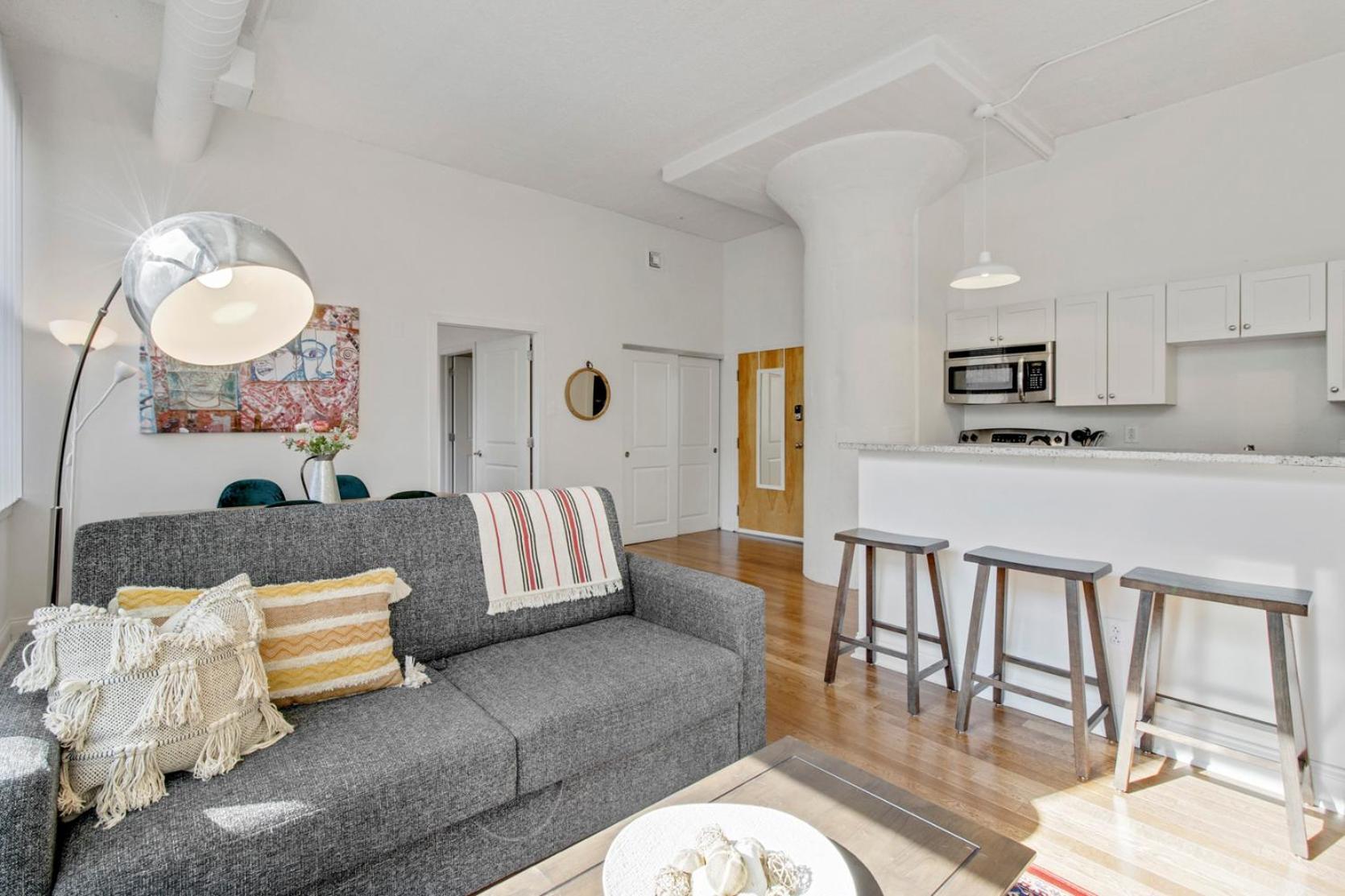 פילדלפיה Sleeps 4! 2Br, Gym, Free Parking, Close To Major Attractions מראה חיצוני תמונה