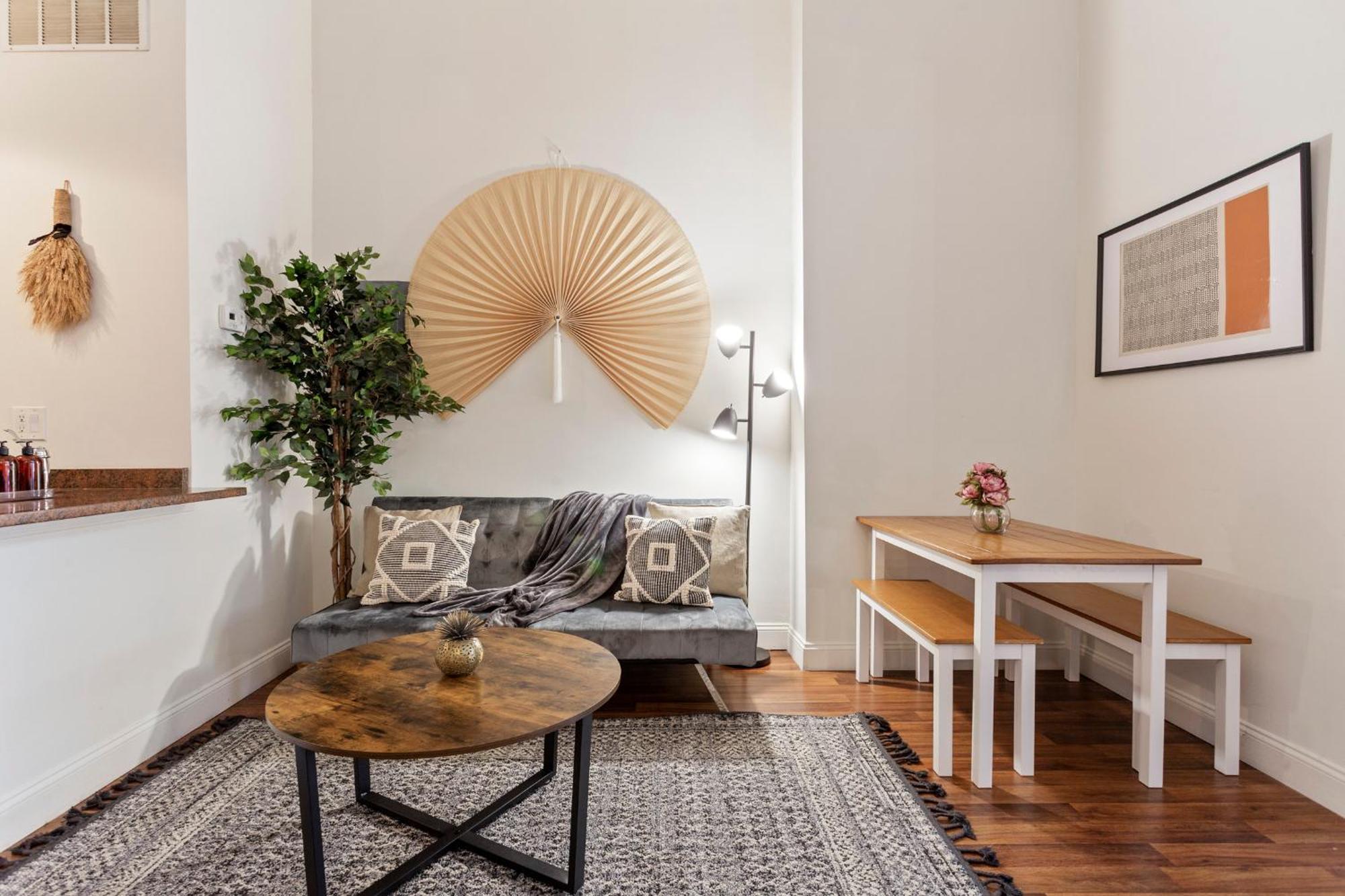 פילדלפיה Sleeps 4! 2Br, Gym, Free Parking, Close To Major Attractions מראה חיצוני תמונה